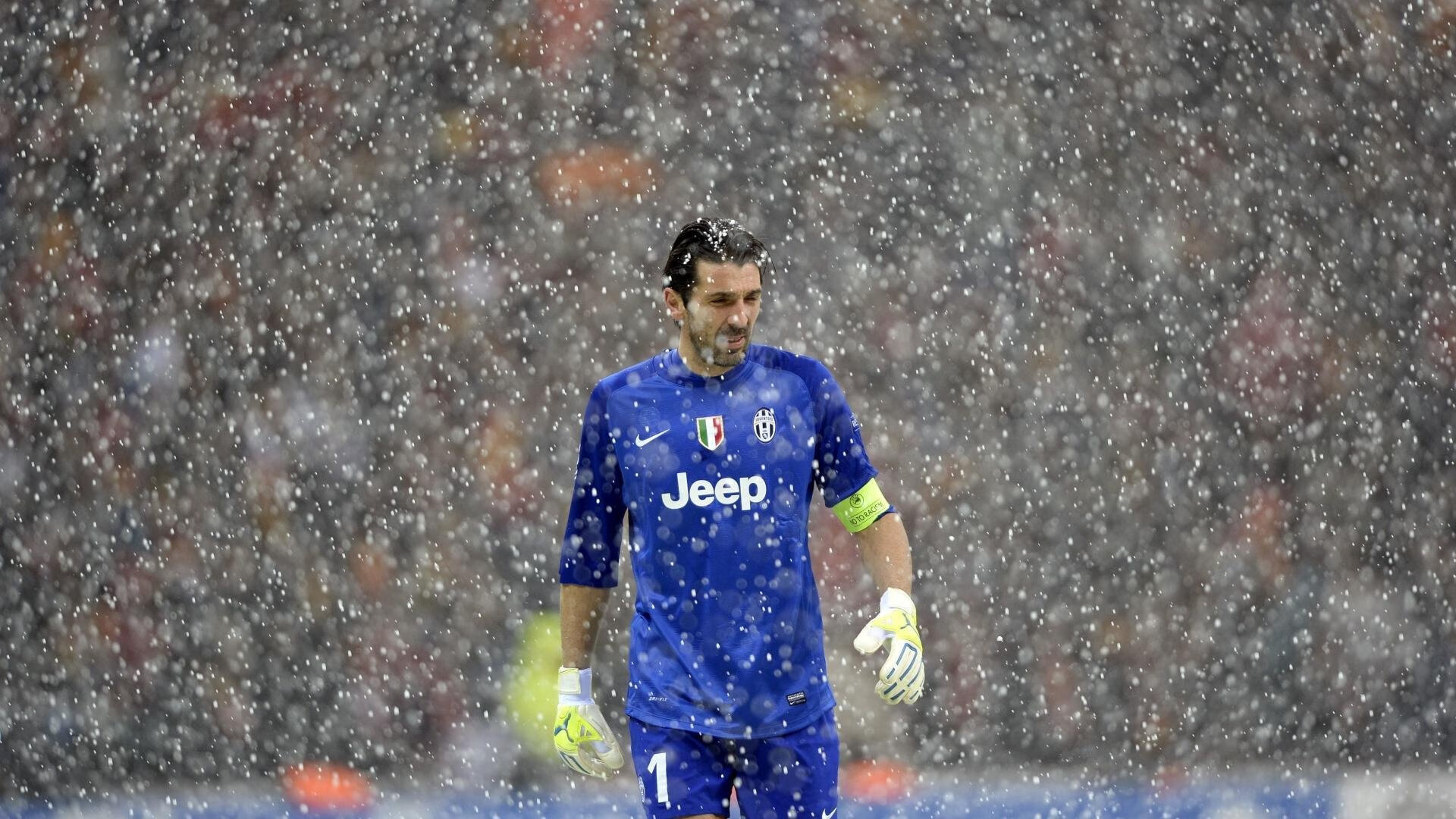 沃尔夫斯堡高位组织打乱对方节奏布局，沃尔夫斯堡队